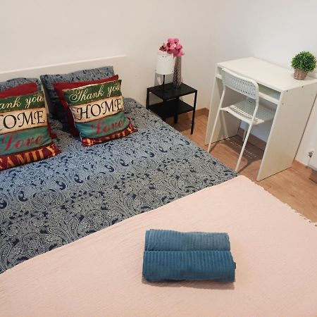 Private Rooms In Born Barcelona Eksteriør bilde